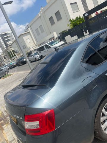 סקודה אוקטביה