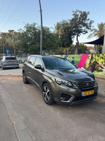 מודעת רכב פיג'ו 5008
