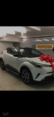 מודעת רכב טויוטה C-HR
