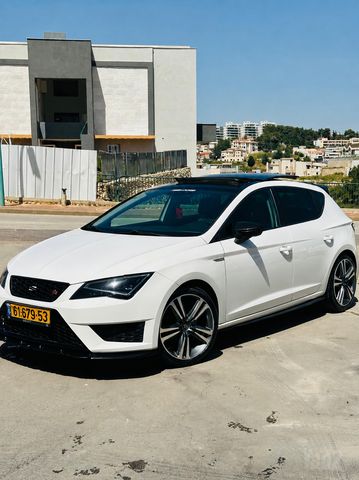 סיאט לאון