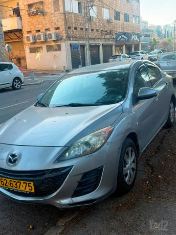 מאזדה 3
