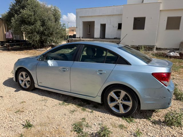 שברולט קרוז