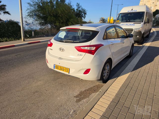 יונדאי i30