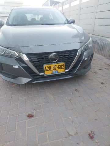 ניסאן סנטרה