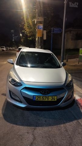 יונדאי i30