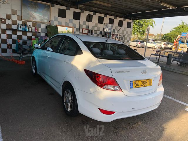 יונדאי אקסנט i25