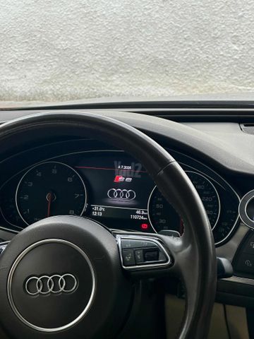 אאודי A6