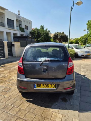 יונדאי i10