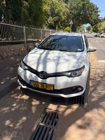 מודעת רכב טויוטה אוריס