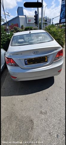 יונדאי אקסנט i25