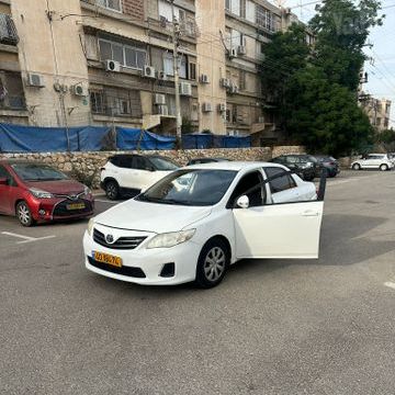 טויוטה קורולה