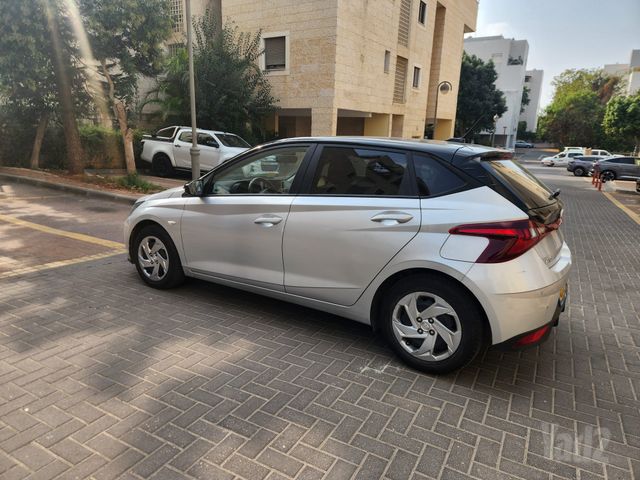 יונדאי i20