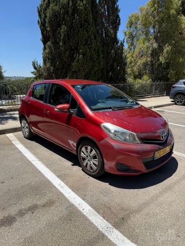 מודעת רכב טויוטה יאריס