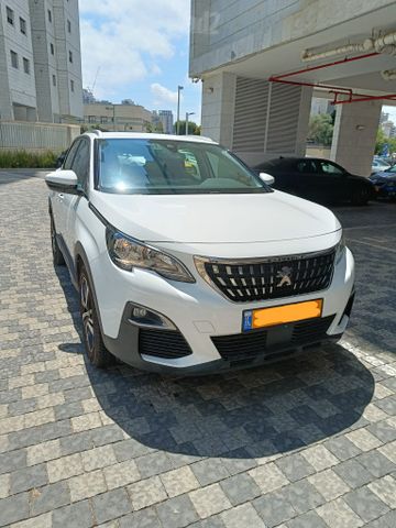 פיג'ו 3008