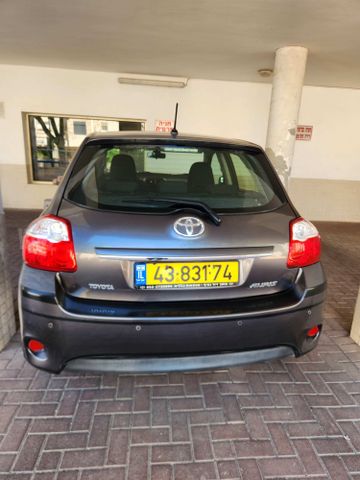 טויוטה אוריס