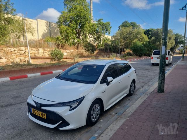 מודעת רכב טויוטה קורולה