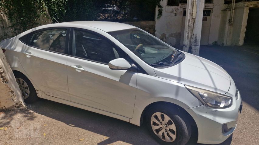 יונדאי אקסנט i25