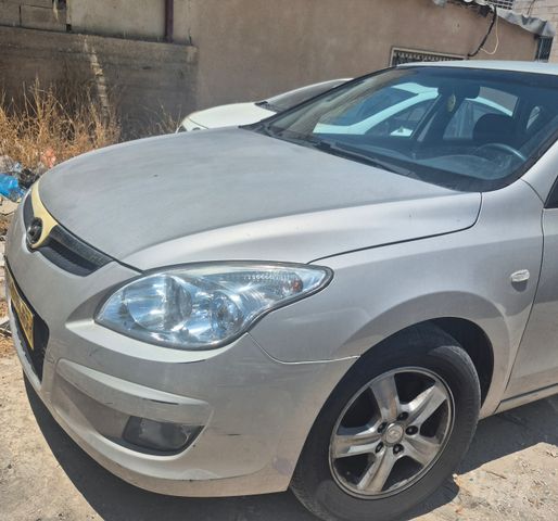 מודעת רכב יונדאי i30