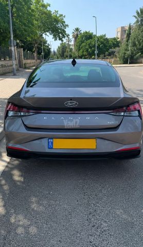 יונדאי אלנטרה