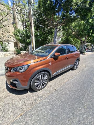 פיג'ו 3008