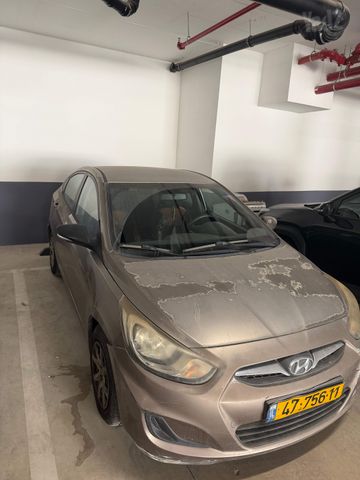 יונדאי אקסנט i25