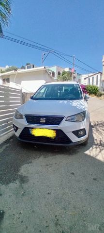 מודעת רכב סיאט ארונה