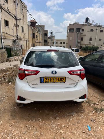 טויוטה יאריס