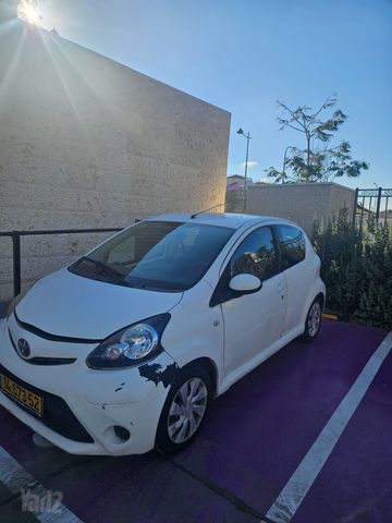 טויוטה אייגו
