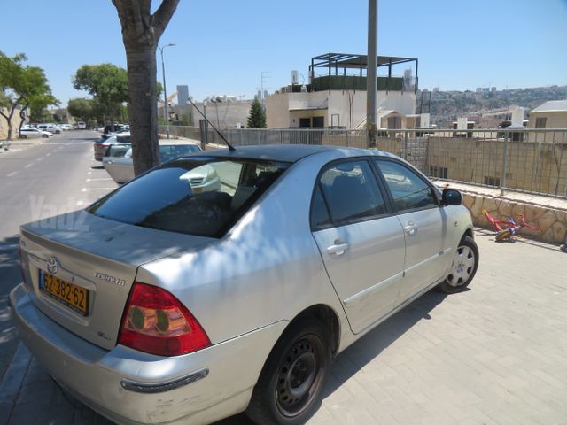 מודעת רכב טויוטה קורולה