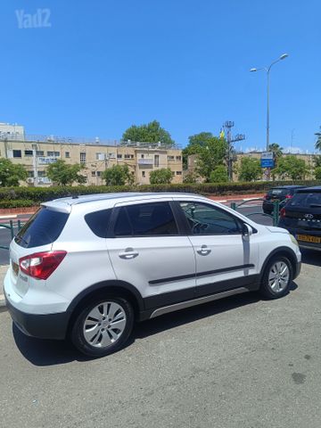 סוזוקי קרוסאובר