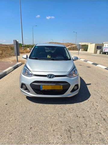 יונדאי i10