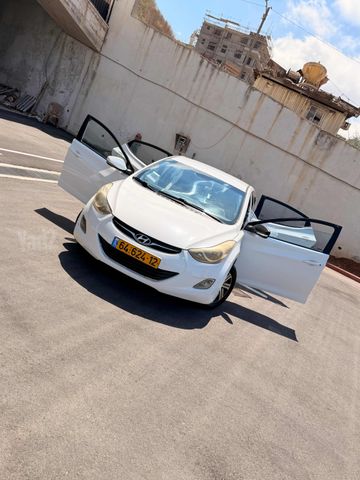 יונדאי I35