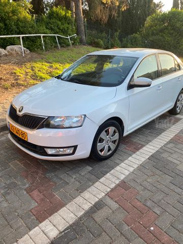 סקודה ראפיד