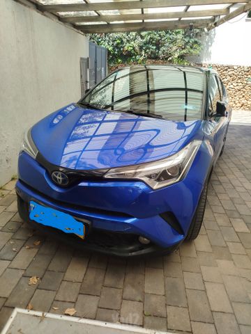 טויוטה C-HR
