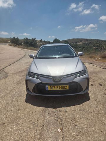 טויוטה קורולה