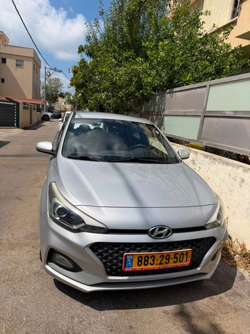 מודעת רכב יונדאי i20