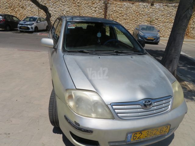 טויוטה קורולה