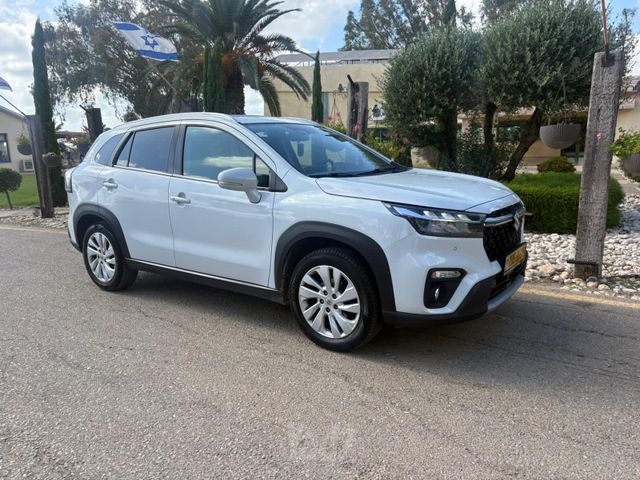 סוזוקי S-Cross
