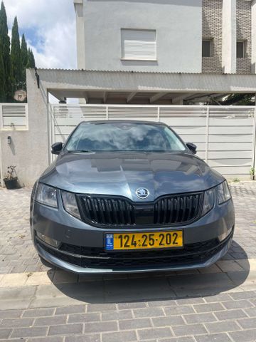 סקודה אוקטביה