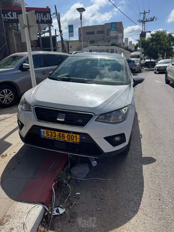 מודעת רכב סיאט ארונה