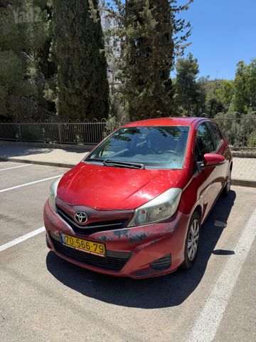 טויוטה יאריס
