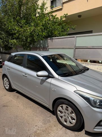 יונדאי i20