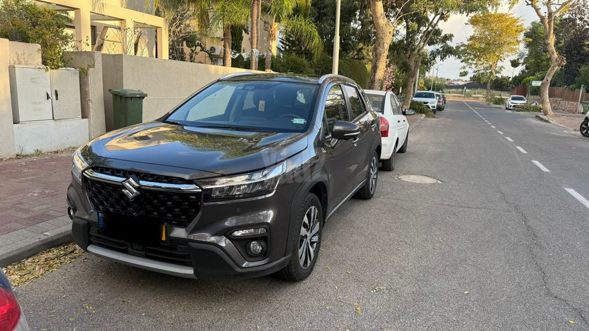 מודעת רכב סוזוקי S-Cross