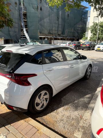 יונדאי i20