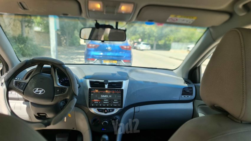 יונדאי אקסנט i25