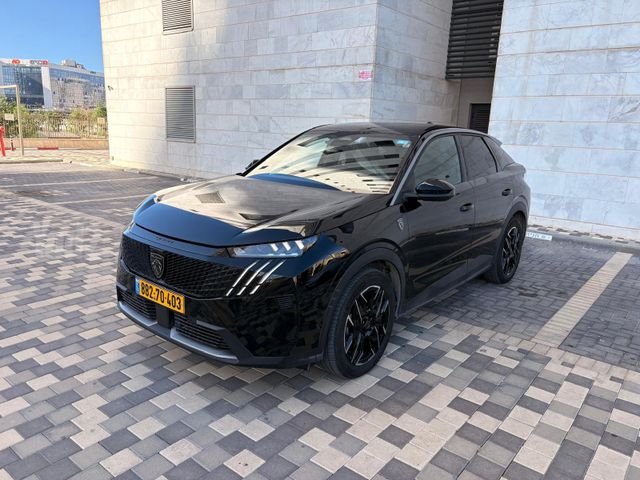 פיג'ו 3008