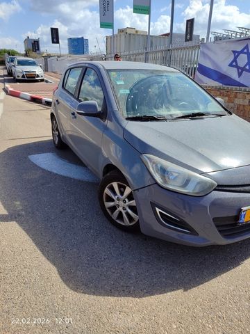 יונדאי i20