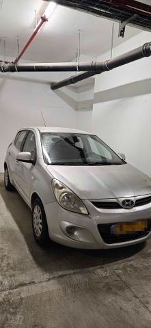 יונדאי i20