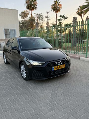 אאודי A1