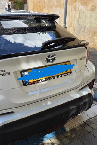 מודעת רכב טויוטה C-HR
